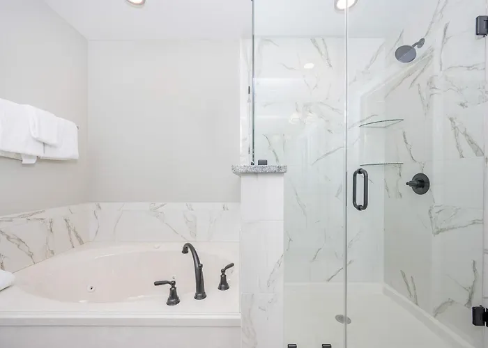 Phoenix Ii 1501 Apartment *
